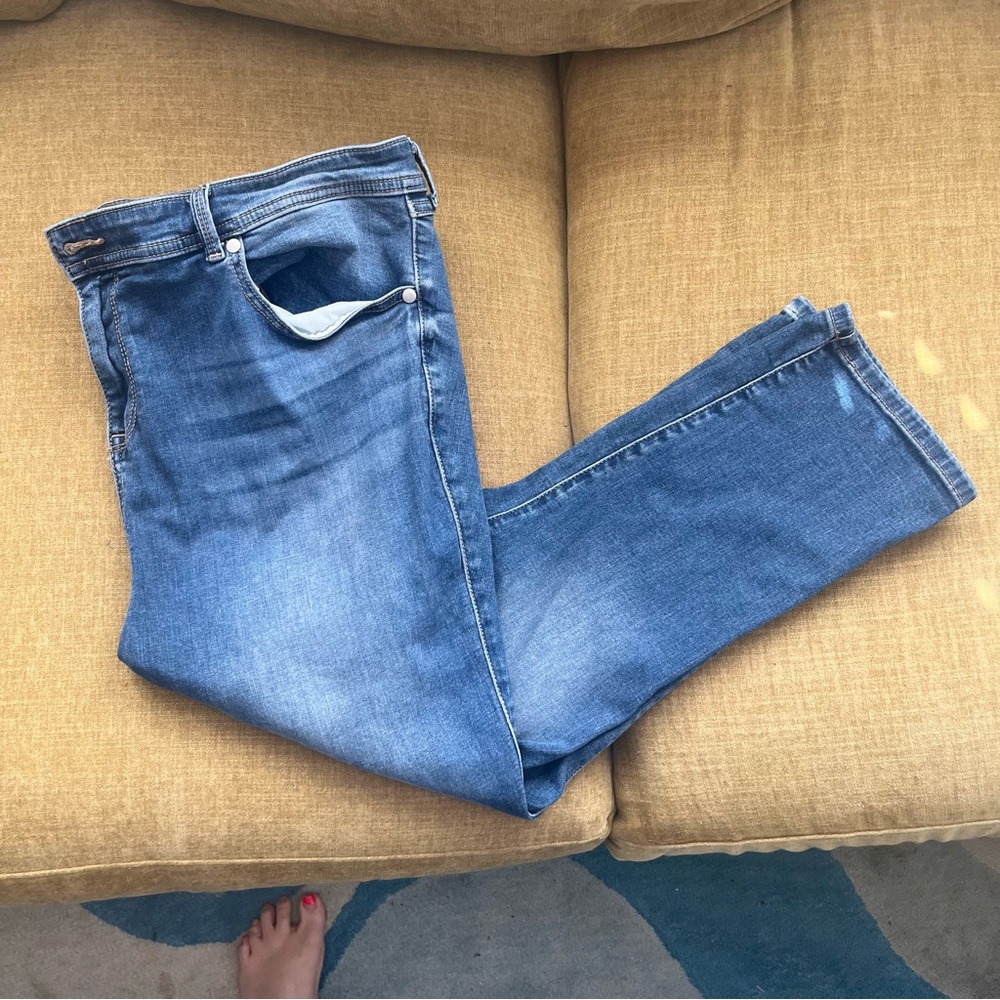 Torrid Crop Midfit Super Skinny Jeans